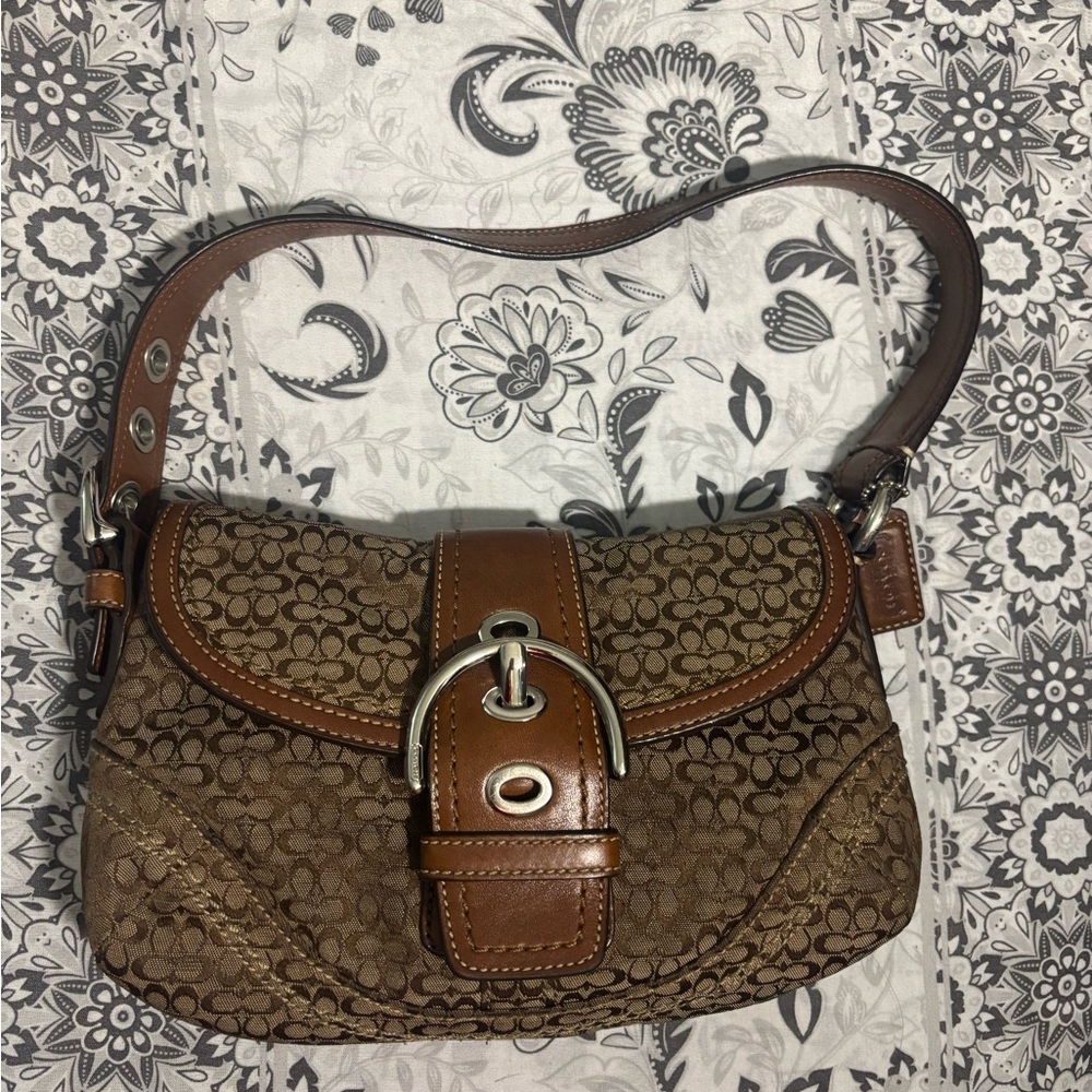 Vintage Coach Soho shoulder purse